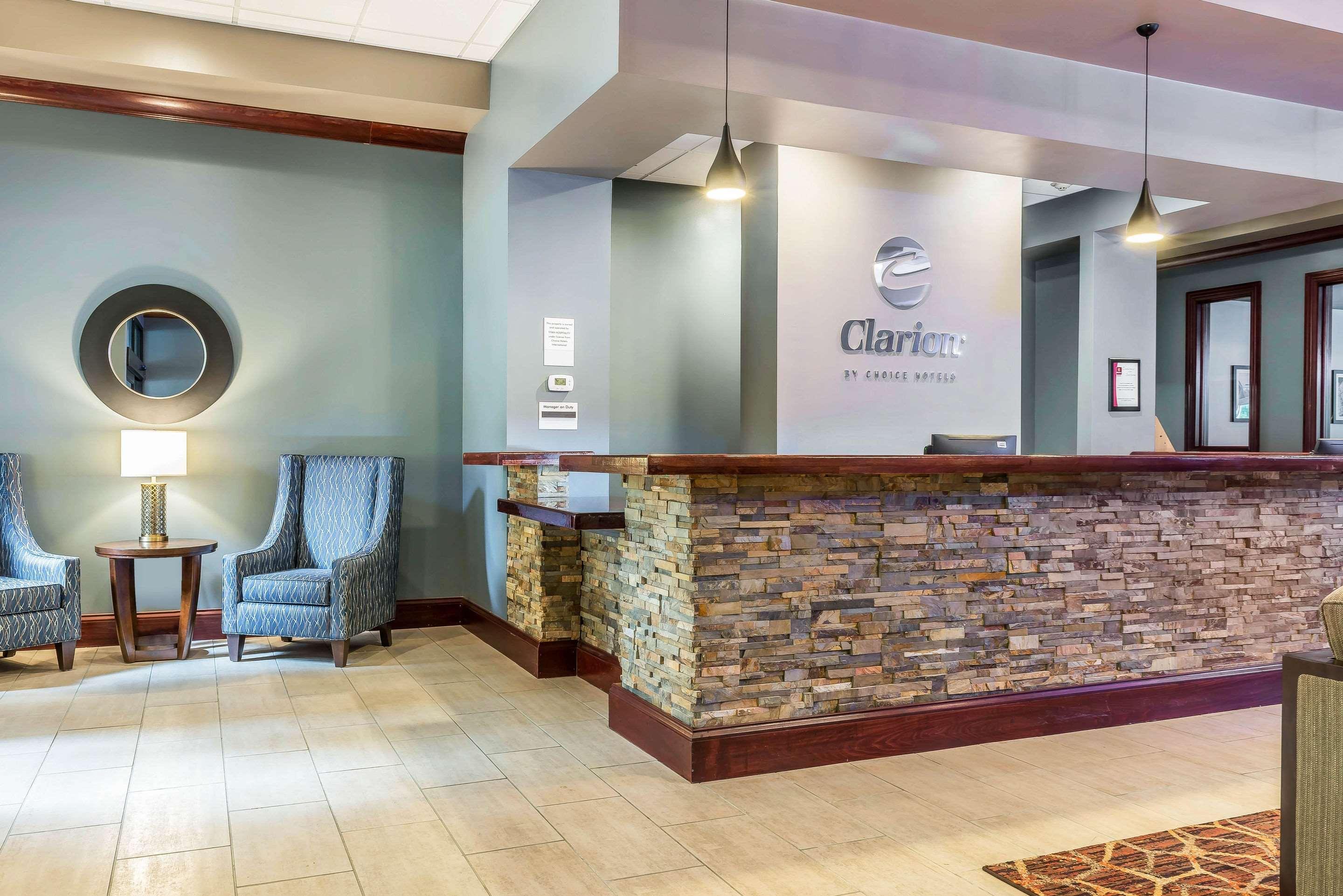Clarion Inn Belle Vernon Exterior photo